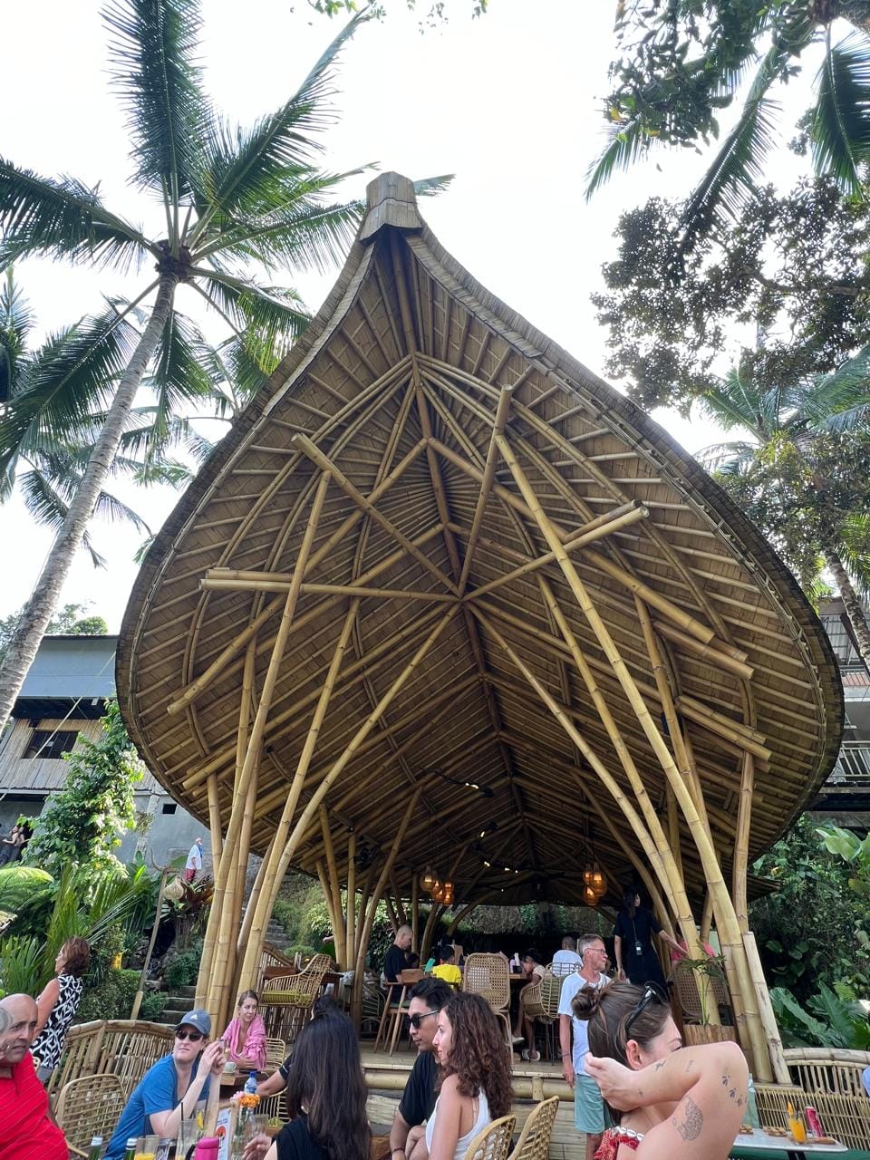 Pavilhão de bambu em Bali